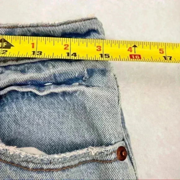 ABERCROMBIE FITCH The 90s Straight Ultra High Rise Jeans Sz 28/ 6L  Medium Wash - Picture 4 of 14